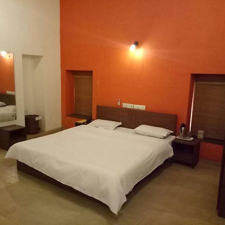 Golden Swan Beach Resort Murūd Esterno foto