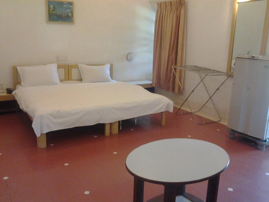Golden Swan Beach Resort Murūd Esterno foto