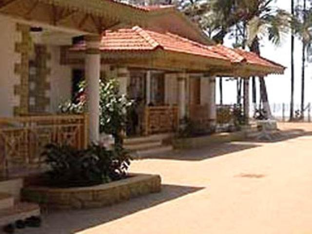 Golden Swan Beach Resort Murūd Esterno foto