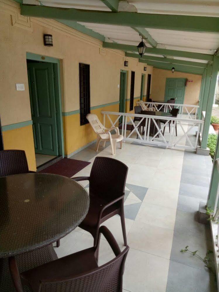 Golden Swan Beach Resort Murūd Esterno foto