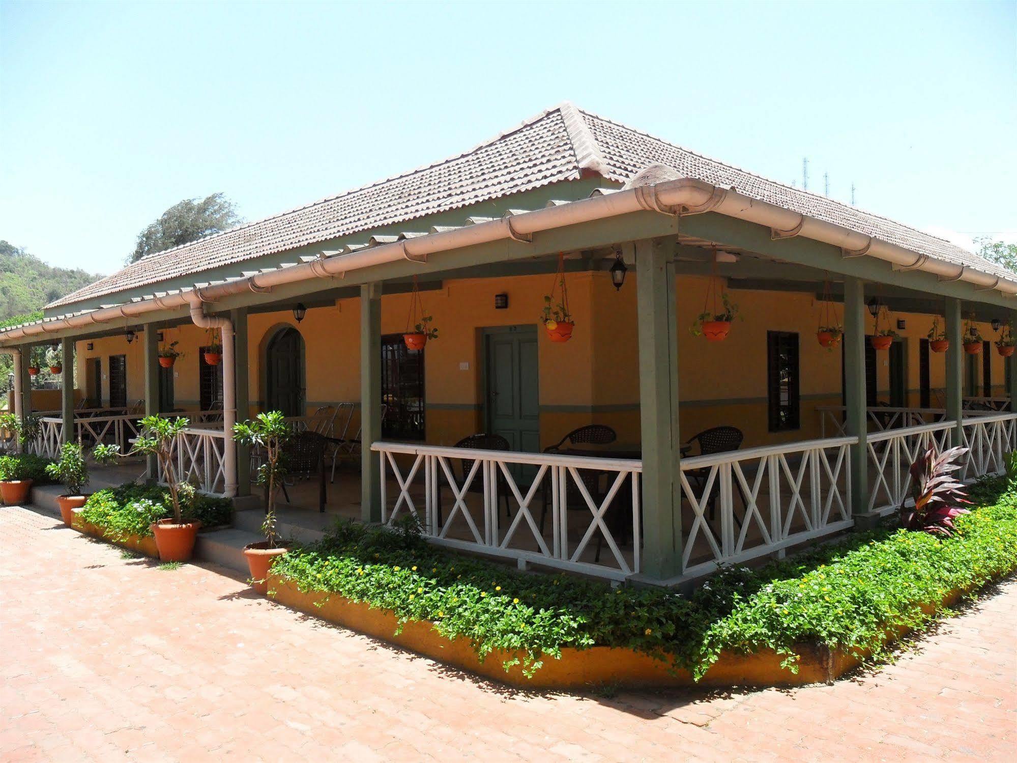 Golden Swan Beach Resort Murūd Esterno foto